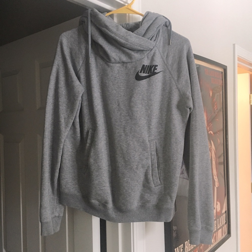 Nike gray rally funnel neck hoodie small